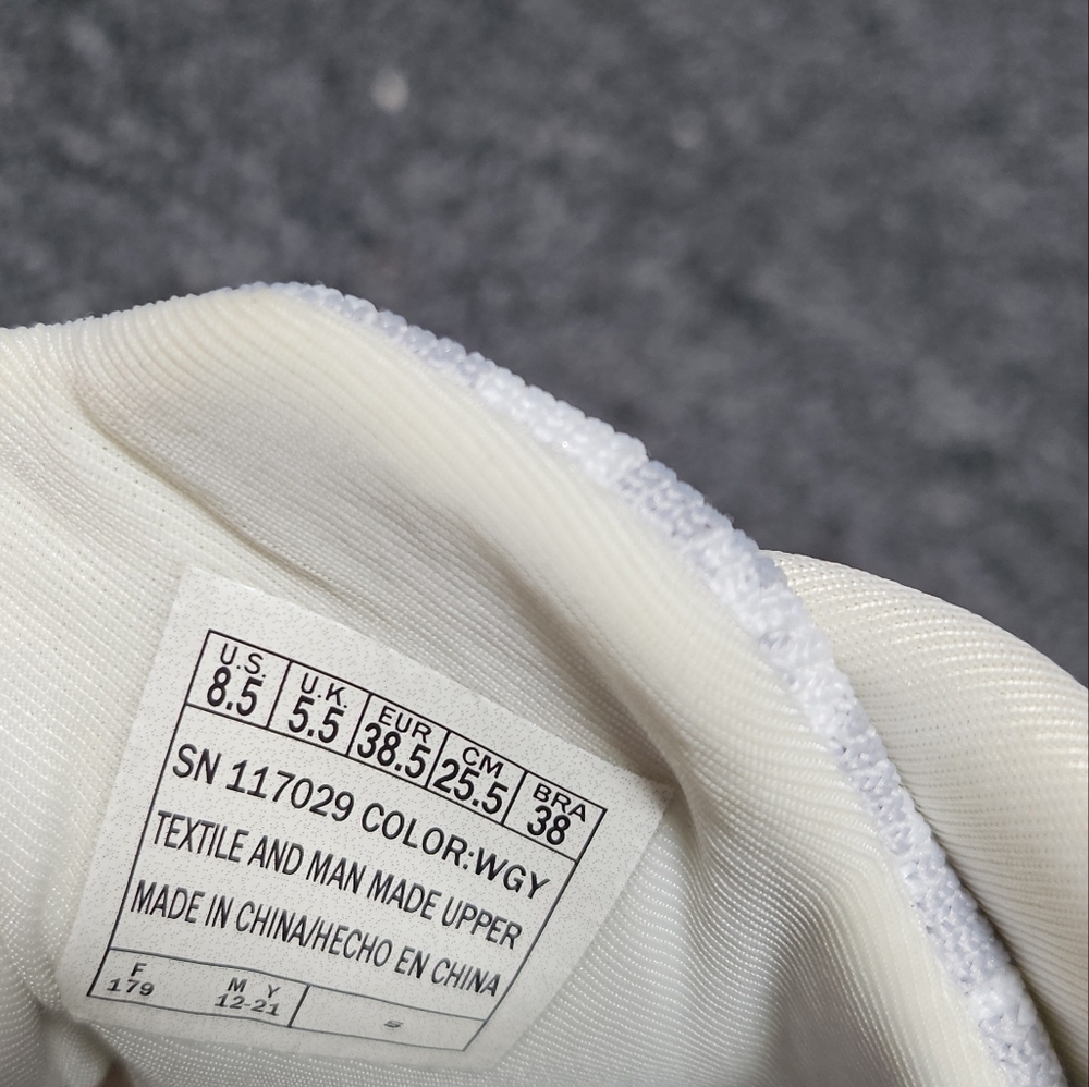 Skechers Bobs Memory Foam Air Cooled Grey & White Low Profile Sneakers Sz 8.5 - Picture 9 of 9